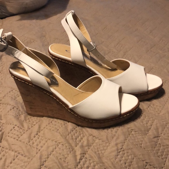 CL by Laundry White Cork Wedge Sandals - Picture 2 of 8